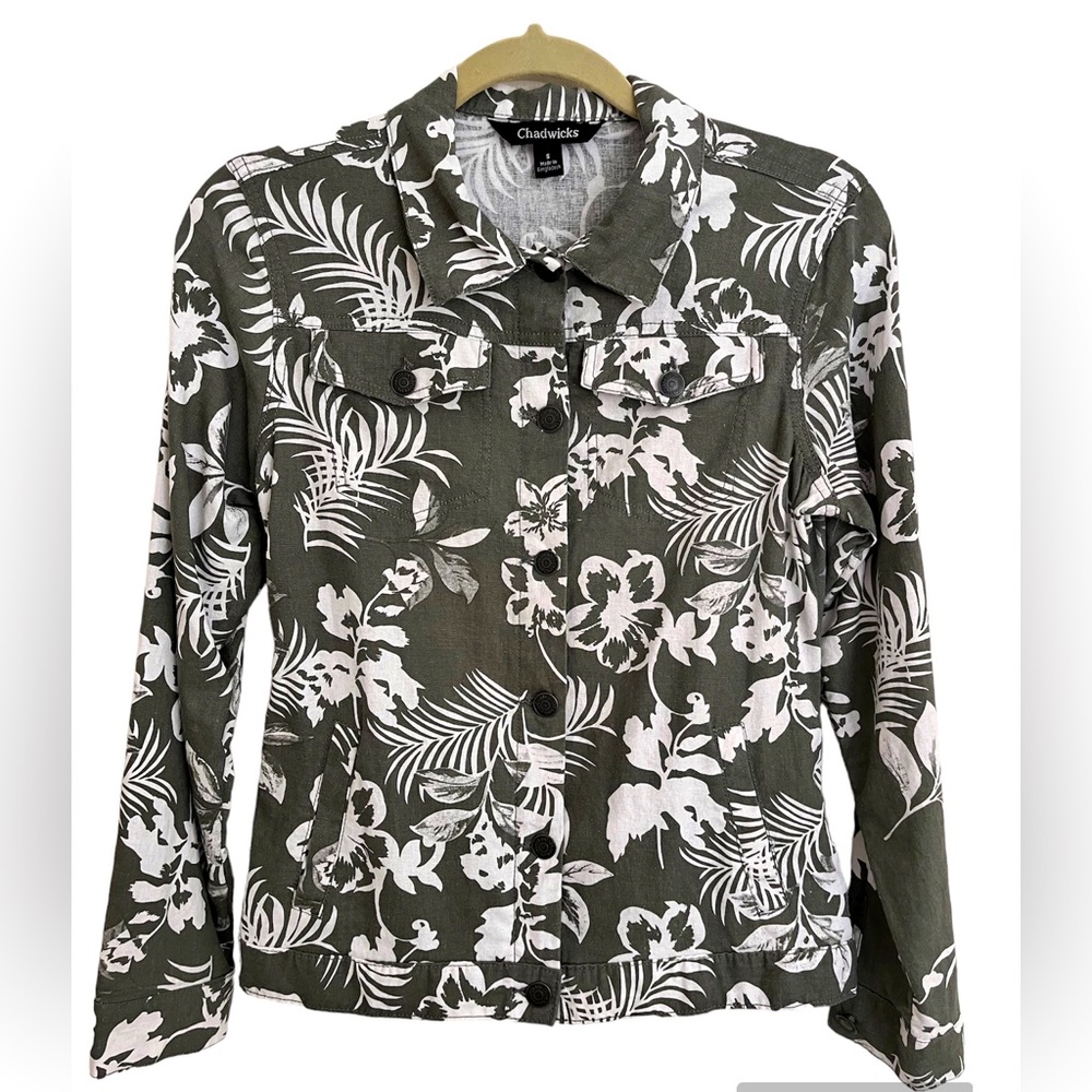 Chadwicks lightweight jacket Size S Olive & White tropical print EUC